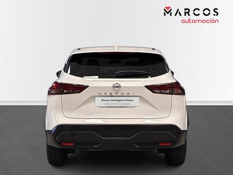 Usado Nissan Qashqai Acenta 140 CV (102 kW) 2022 Blanco SUV
