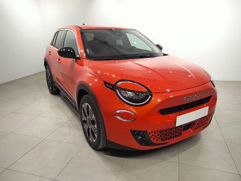 Usado Fiat 600E La Prima 114 kW (156 CV) 2024 Naranja