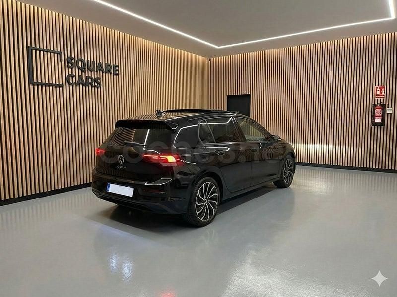Usado VW Golf VIII 115 CV (84 kW) 2021 Negro Berlina