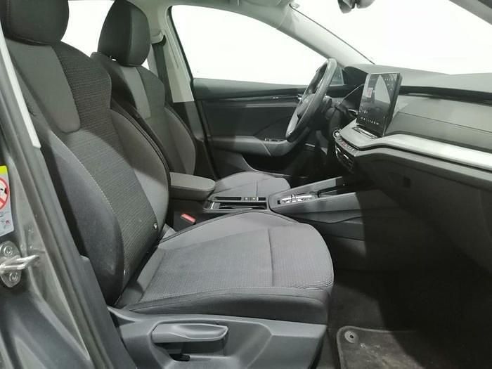 Usado Skoda Octavia Selection 150 CV (110 kW) 2025 Gris
