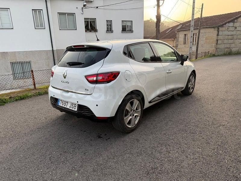 Usado Renault Clio IV Dynamique 95 CV (69 kW) 2015 Blanco Berlina