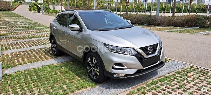 Usado Nissan Qashqai N-Connecta 140 CV (102 kW) 2020 Gris / plata SUV