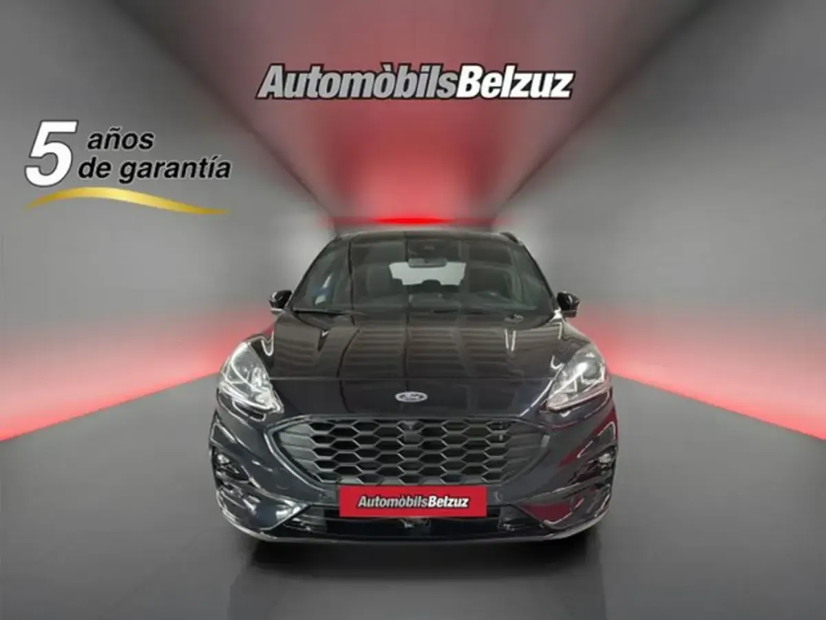 Usado Ford Kuga ST-Line 226 CV (166 kW) 2022 Negro SUV