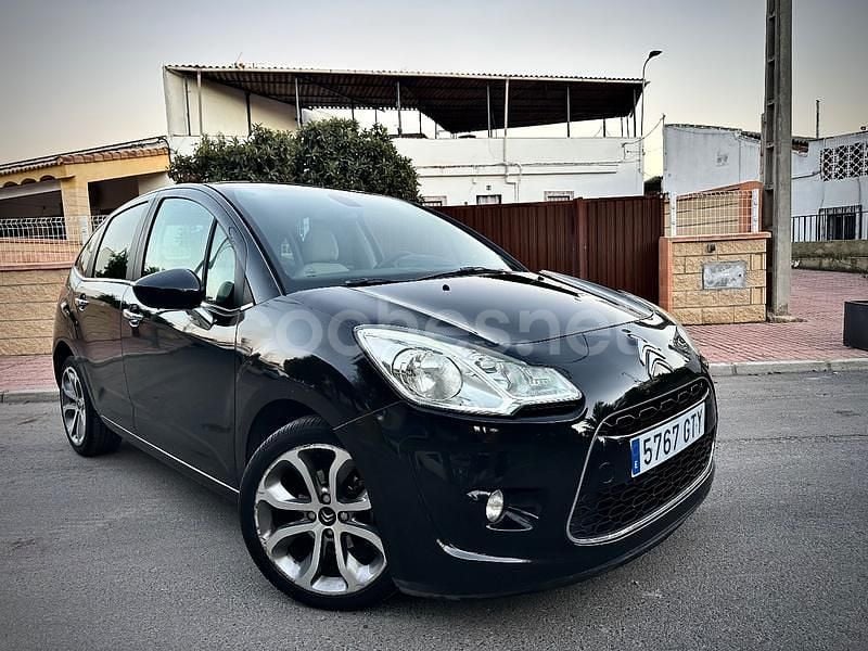 Negro Usado 2010 Citroën C3 Exclusive Berlina | 4600 € (Precio justo) - Imagen 1/4