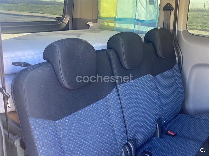 Usado Nissan NV200 Comfort 90 CV (66 kW) 2014 Gris / plata Monovolumen