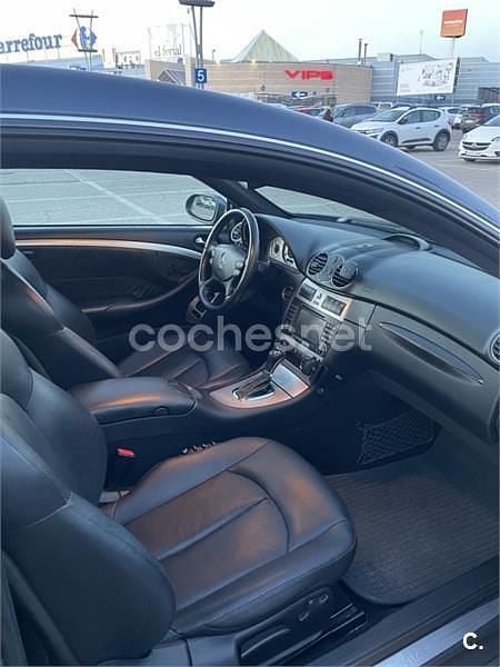 Usado Mercedes CLK280 Avantgarde 231 CV (169 kW) 2007 Azul Coupe