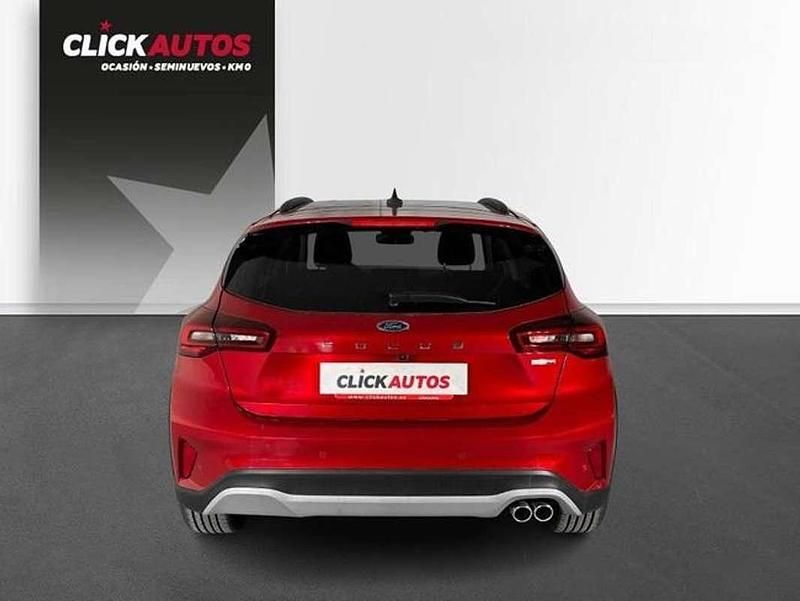 Usado Ford Focus Active 155 CV (114 kW) 2024 Rojo Berlina