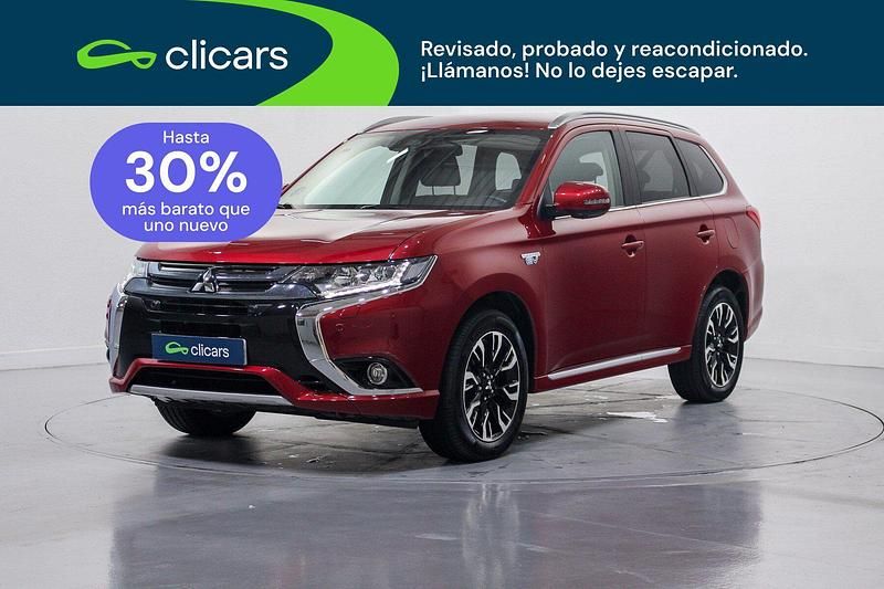 Usado Mitsubishi Outlander P-HEV 203 CV (149 kW) 2017 Rojo SUV