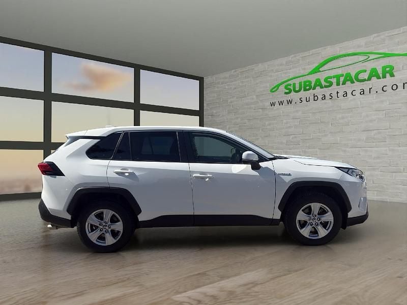 Usado Toyota RAV4 Hybrid Business Edition 222 CV (163 kW) 2021 Blanco SUV