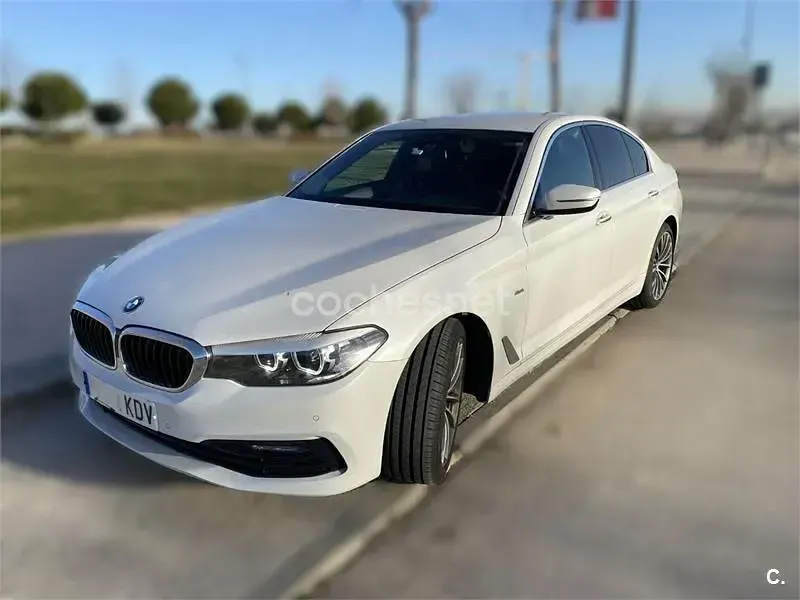 Usado BMW 520 Comfort Edition 190 CV (139 kW) 2017 Blanco Berlina