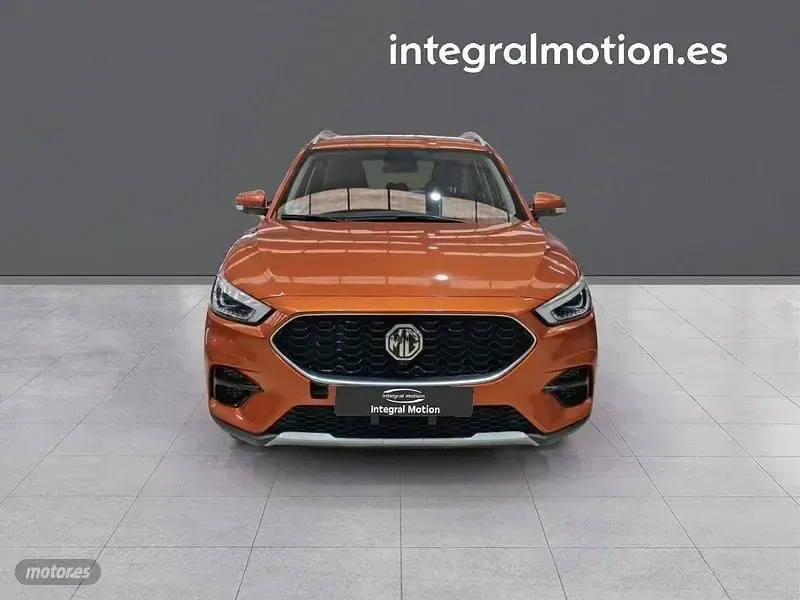 Usado MG ZS Comfort 111 CV (81 kW) 2022 Naranja SUV