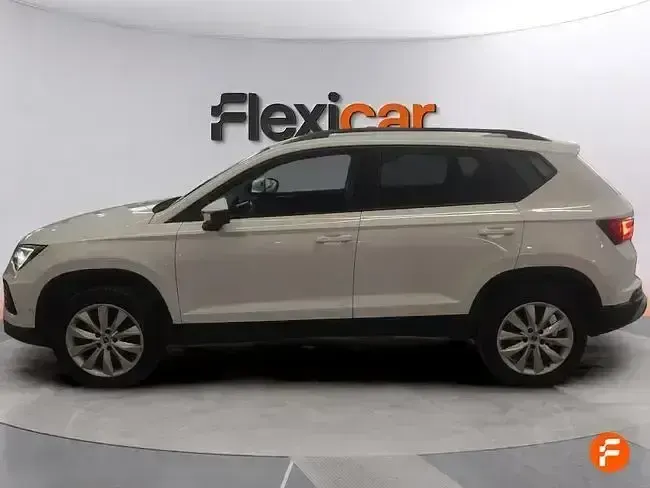 Usado Seat Ateca Style 115 CV (84 kW) 2024 Blanco SUV