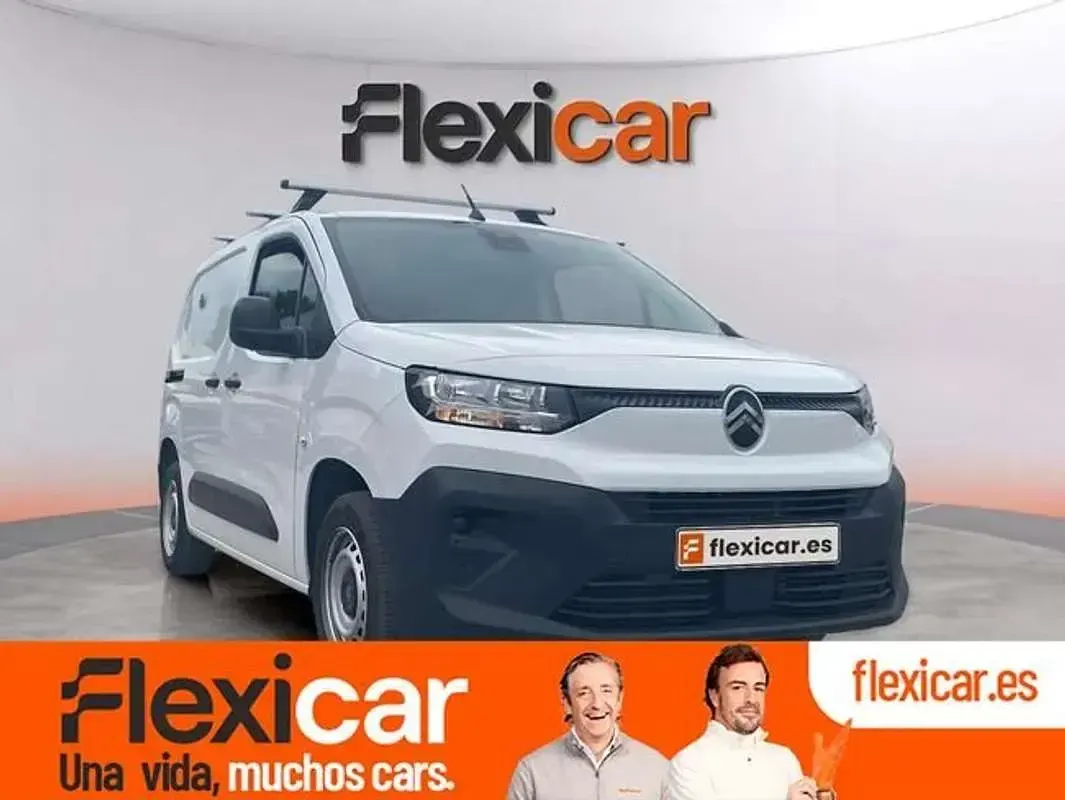 Usado Citroën Berlingo Feel 103 CV (75 kW) 2024 Blanco Monovolumen