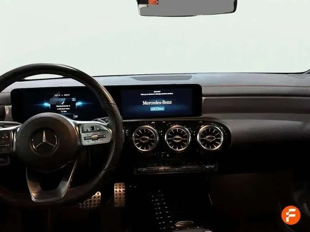 Occasion Mercedes CLA180 136 PK (100 kW) 2021 Wit Sedan