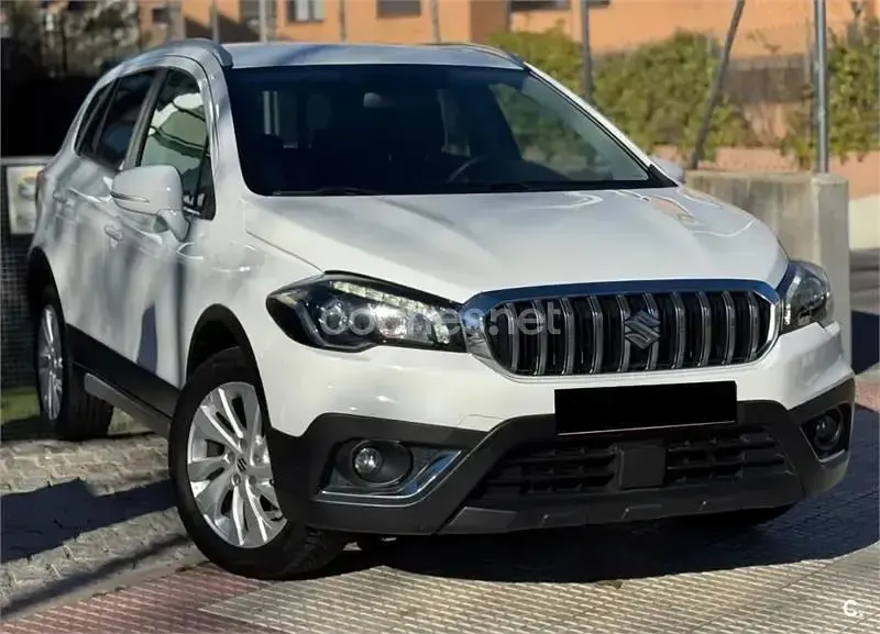 Usado Suzuki SX4 S-Cross 111 CV (81 kW) 2019 Blanco SUV