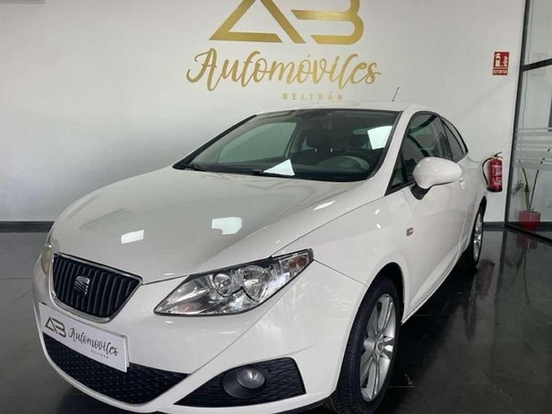Usado Seat Ibiza Copa 86 CV (63 kW) 2011 Blanco Utilitario
