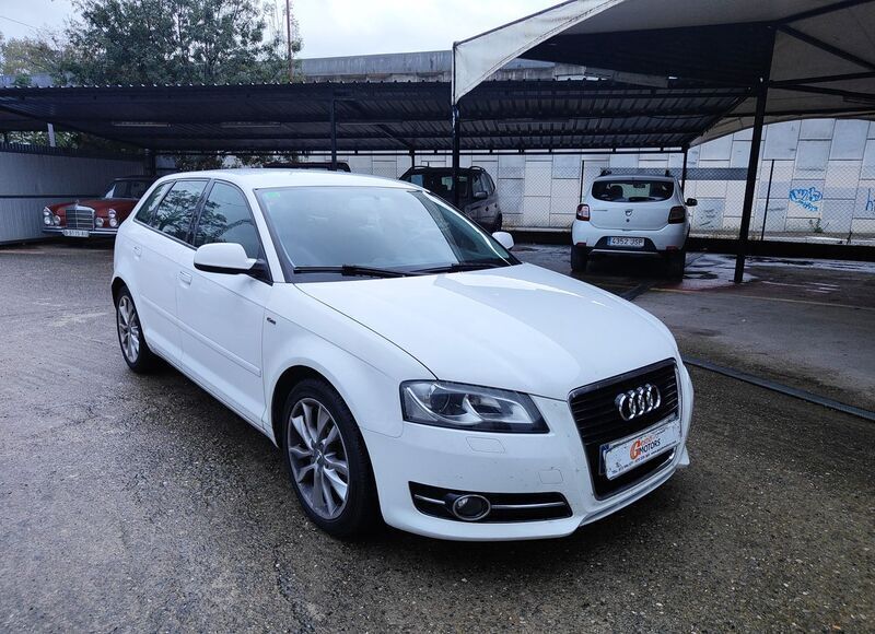 Usado Audi A3 139 CV (102 kW) 2011 Blanco Utilitario