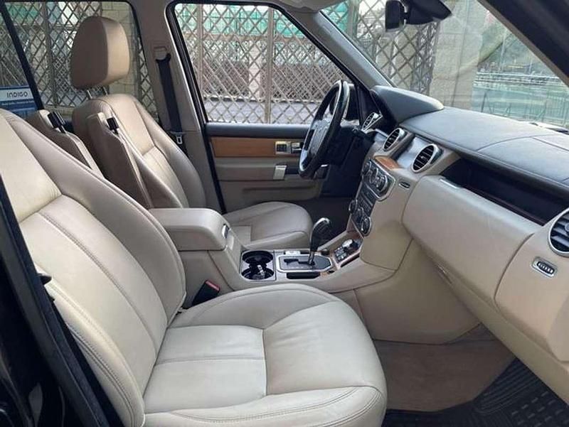 Usado Land Rover Discovery 4 HSE 245 CV (180 kW) 2011 Burdeos SUV