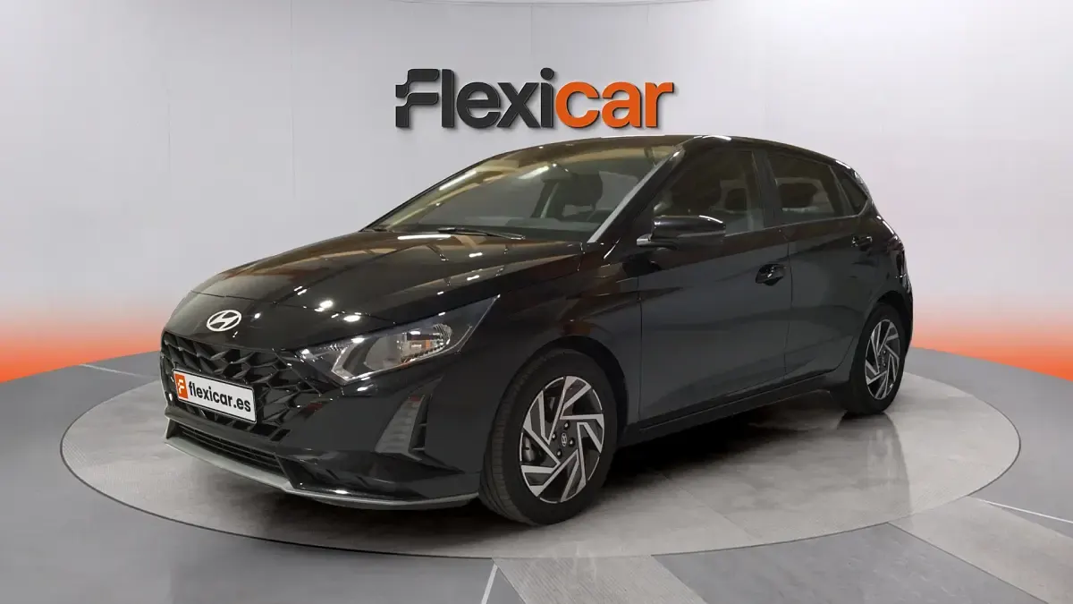 Usado Hyundai i20 100 CV (73 kW) 2024 Negro Utilitario