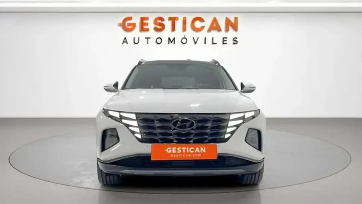 Usado Hyundai Tucson Style 265 CV (194 kW) 2022 Blanco SUV