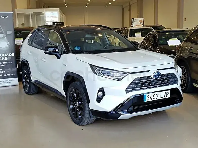 Usado Toyota RAV4 Hybrid Style 218 CV (160 kW) 2021 Blanco SUV