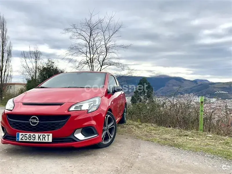 Usado Opel Corsa 150 CV (110 kW) 2018 Rojo Utilitario