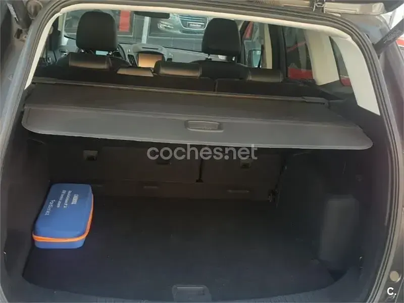 Usado Ford Kuga Titanium 150 CV (110 kW) 2015 Gris / plata SUV