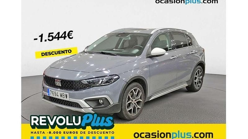 Gris Usado 2022 Fiat Tipo Cross Utilitario | 15.446 € (Precio justo) - Imagen 1/3