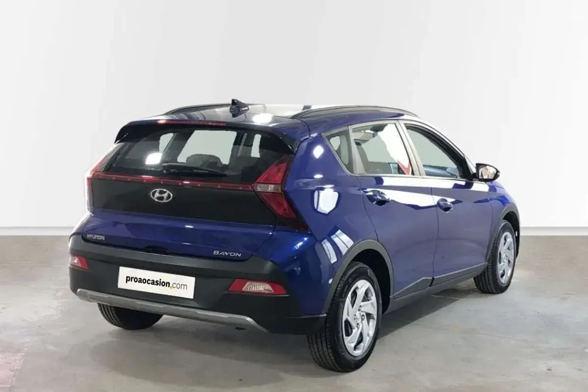 Usado Hyundai Bayon 84 CV (61 kW) 2023 Azul SUV