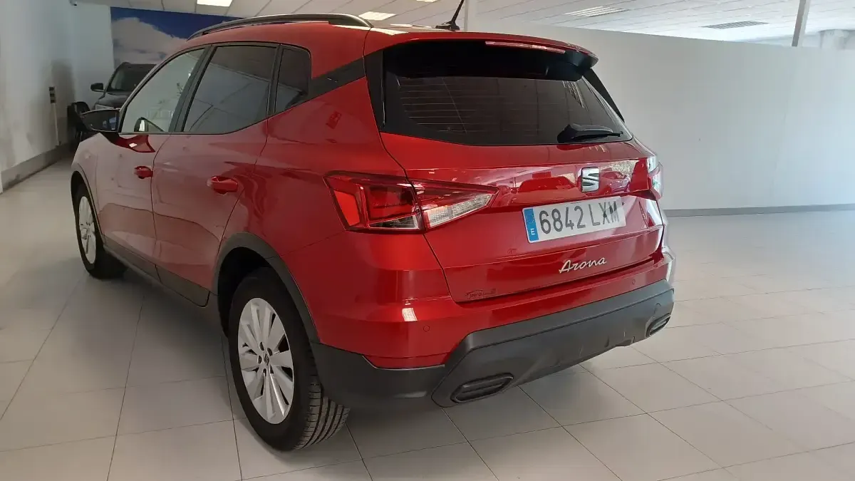 Usado Seat Arona Style 110 CV (80 kW) 2022 Otro SUV