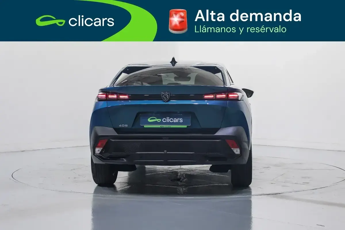 Usado Peugeot 408 Allure 136 CV (100 kW) 2025 Azul SUV