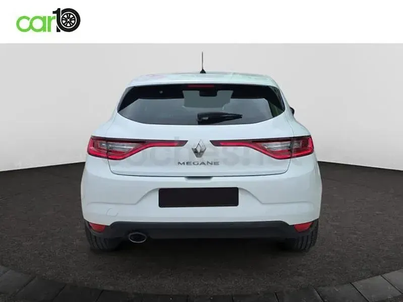 Usado Renault Mégane IV Zen 131 CV (96 kW) 2017 Blanco Berlina