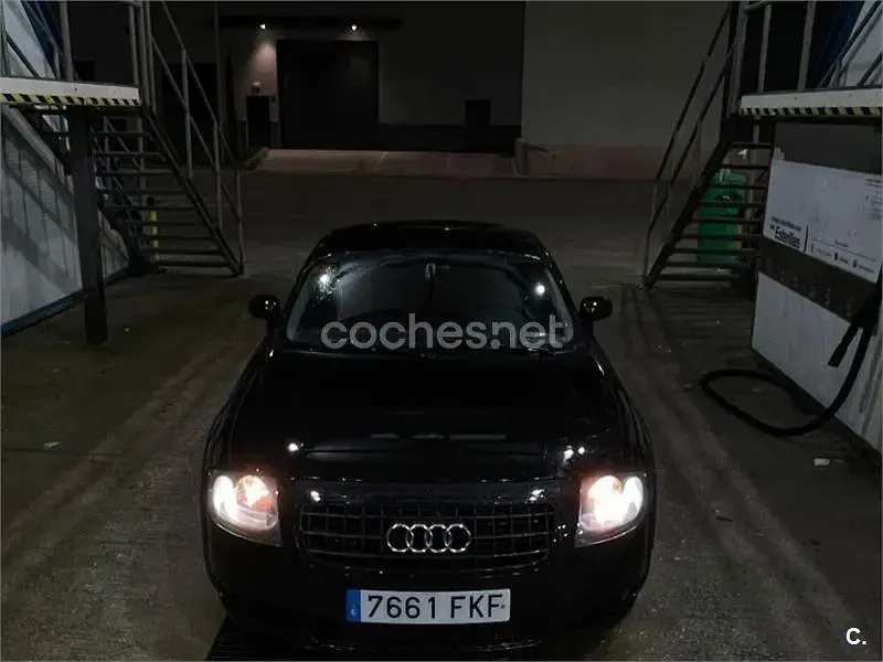 Usado Audi TT 180 CV (132 kW) 2000 Negro Coupe