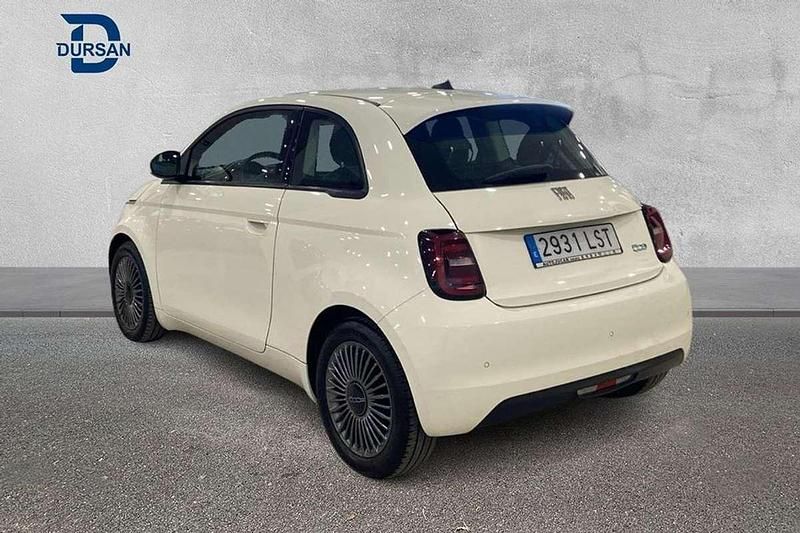 Usado Fiat 500e Red 69 kW (95 CV) 2021 Blanco Utilitario