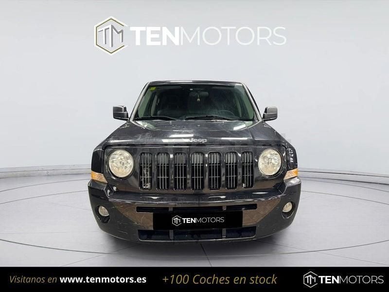 Usado Jeep Patriot Limited 140 CV (102 kW) 2009 Negro SUV