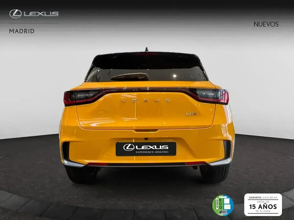 Nuevo Lexus LBX 136 CV (100 kW) 2025 Amarillo SUV