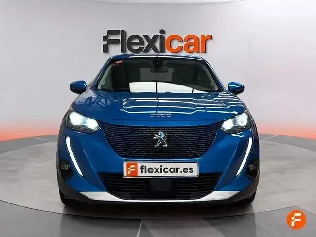 Usado Peugeot e-2008 Active 100 kW (136 CV) 2021 Azul SUV