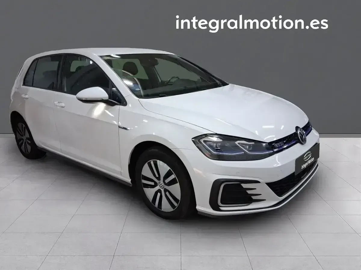 Usado VW Golf VII GTE 204 CV (150 kW) 2017 Blanco Berlina