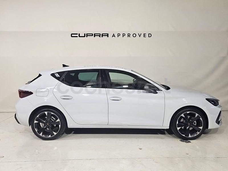 Usado Cupra Leon 150 CV (110 kW) 2025 Blanco Berlina