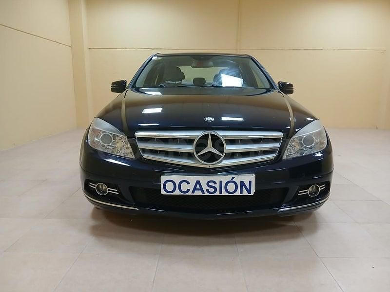 Usado Mercedes C200 Avantgarde 136 CV (100 kW) 2010 Azul Berlina