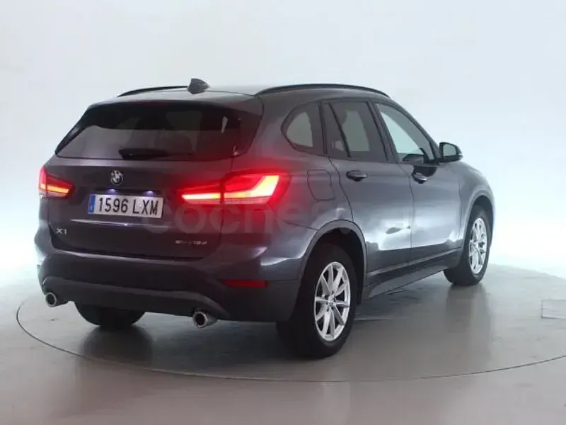 Usado BMW X1 Performance 150 CV (110 kW) 2022 Gris / plata SUV