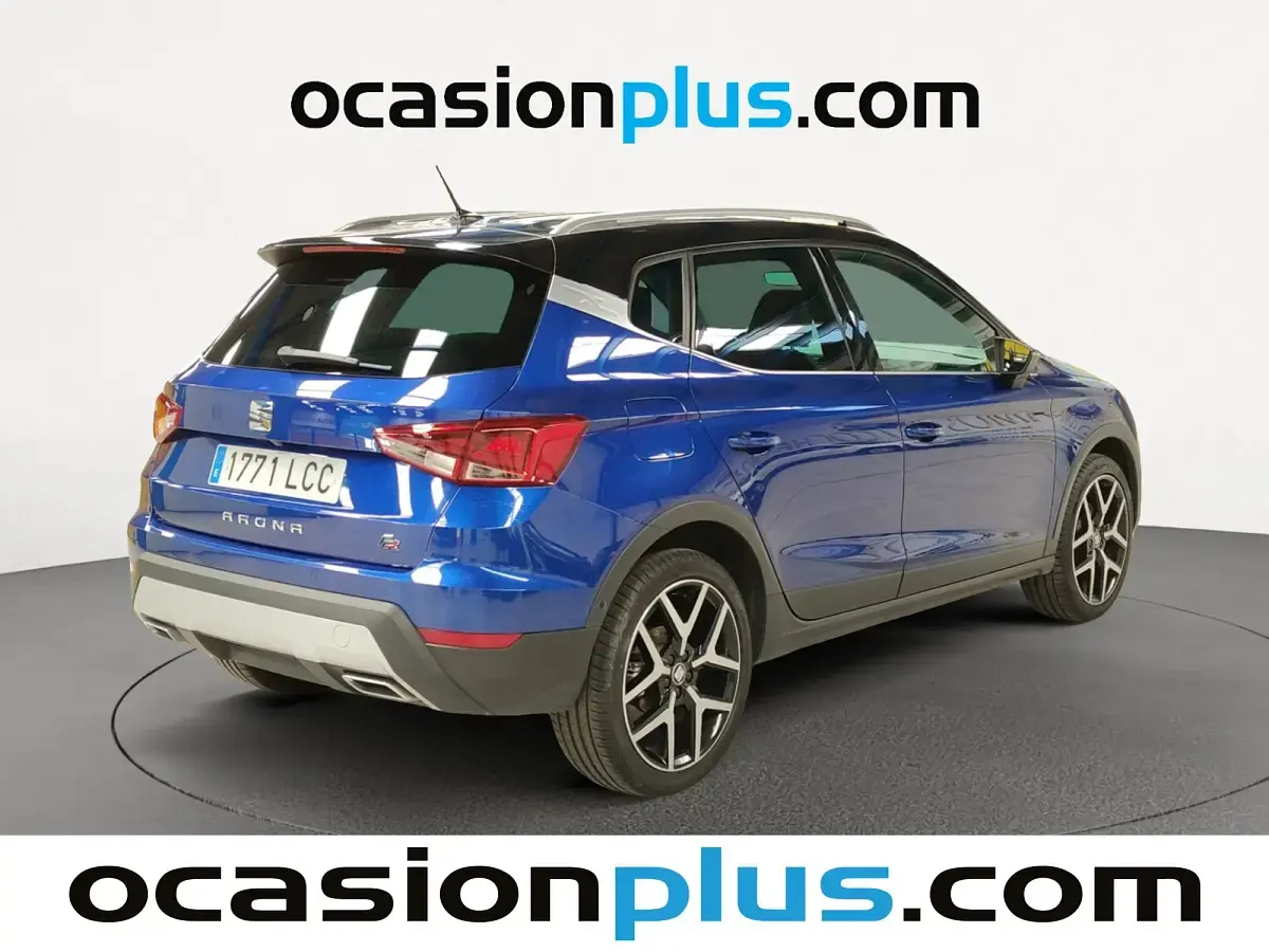 Usado Seat Arona FR 150 CV (110 kW) 2019 Azul SUV