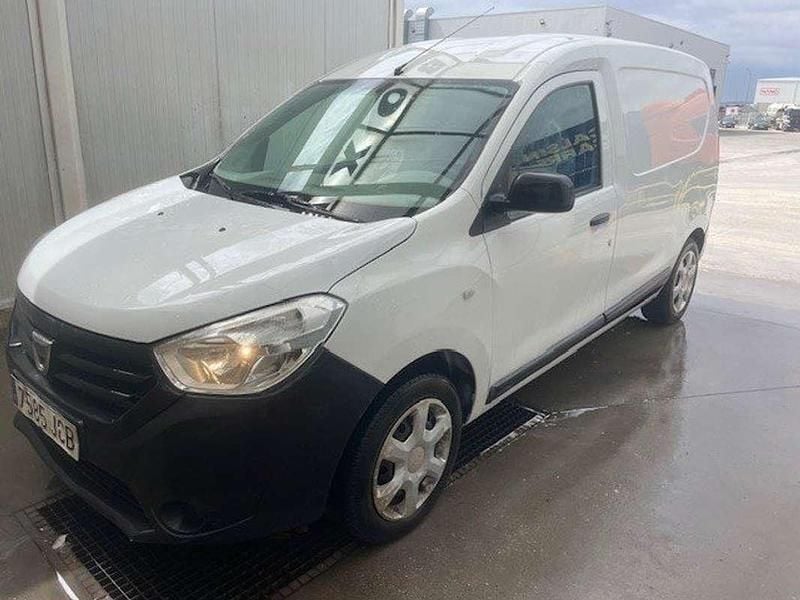 Usado Dacia Dokker Ambiance 90 CV (66 kW) 2016 Blanco Monovolumen