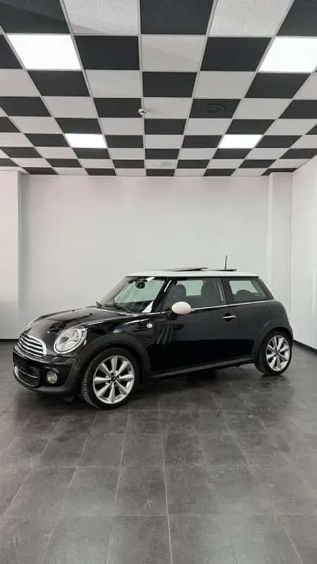 Usado Mini Cooper D 111 CV (81 kW) 2013 Negro Utilitario
