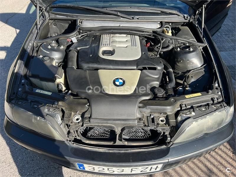 Usado BMW 320 150 HP (110 kW) 2005 Preto Carrinha