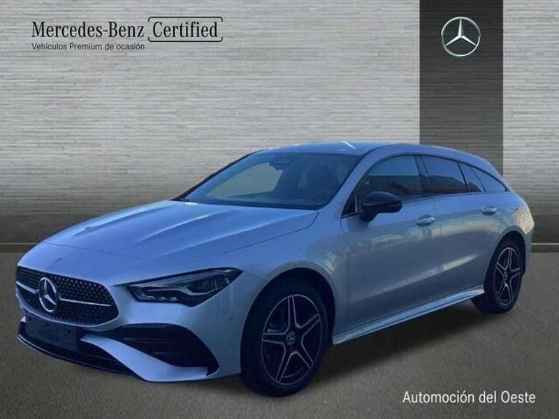 Plateado Usado 2024 Mercedes CLA250e Berlina | 38.900 € (Super precio) - Imagen 1/4