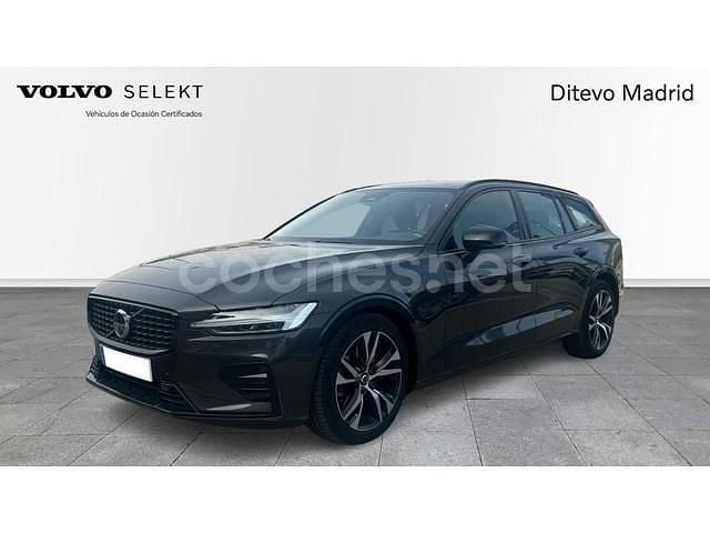 Gris / plata Usado 2024 Volvo V60 Plus Familiar | 39.700 € (Precio justo) - Imagen 1/4