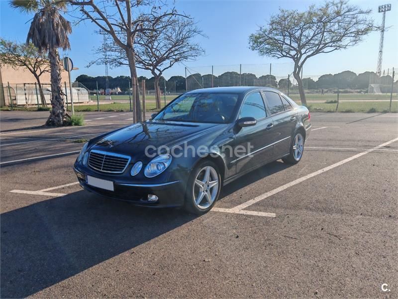 Azul Usado 2003 Mercedes E500 Avantgarde Berlina | 12.000 € - Imagen 1/4