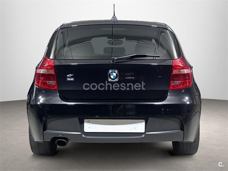 Usado BMW 118 143 CV (105 kW) 2009 Negro Utilitario