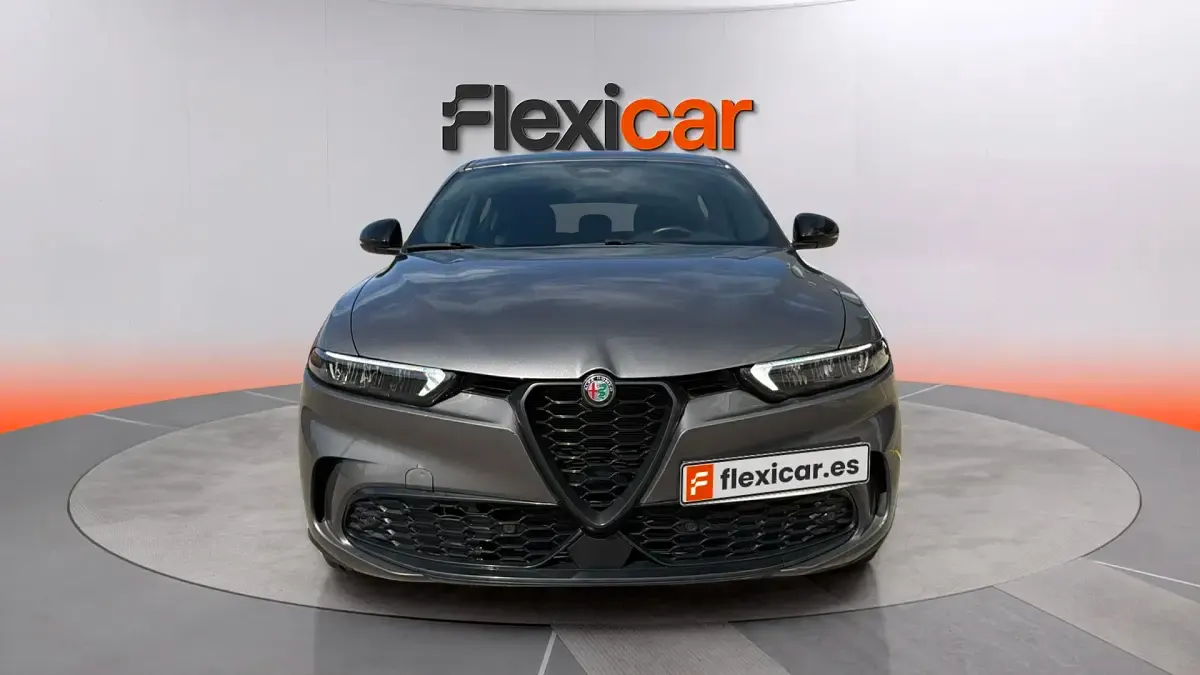 Usado Alfa Romeo Tonale Sprint 131 CV (96 kW) 2023 Gris SUV